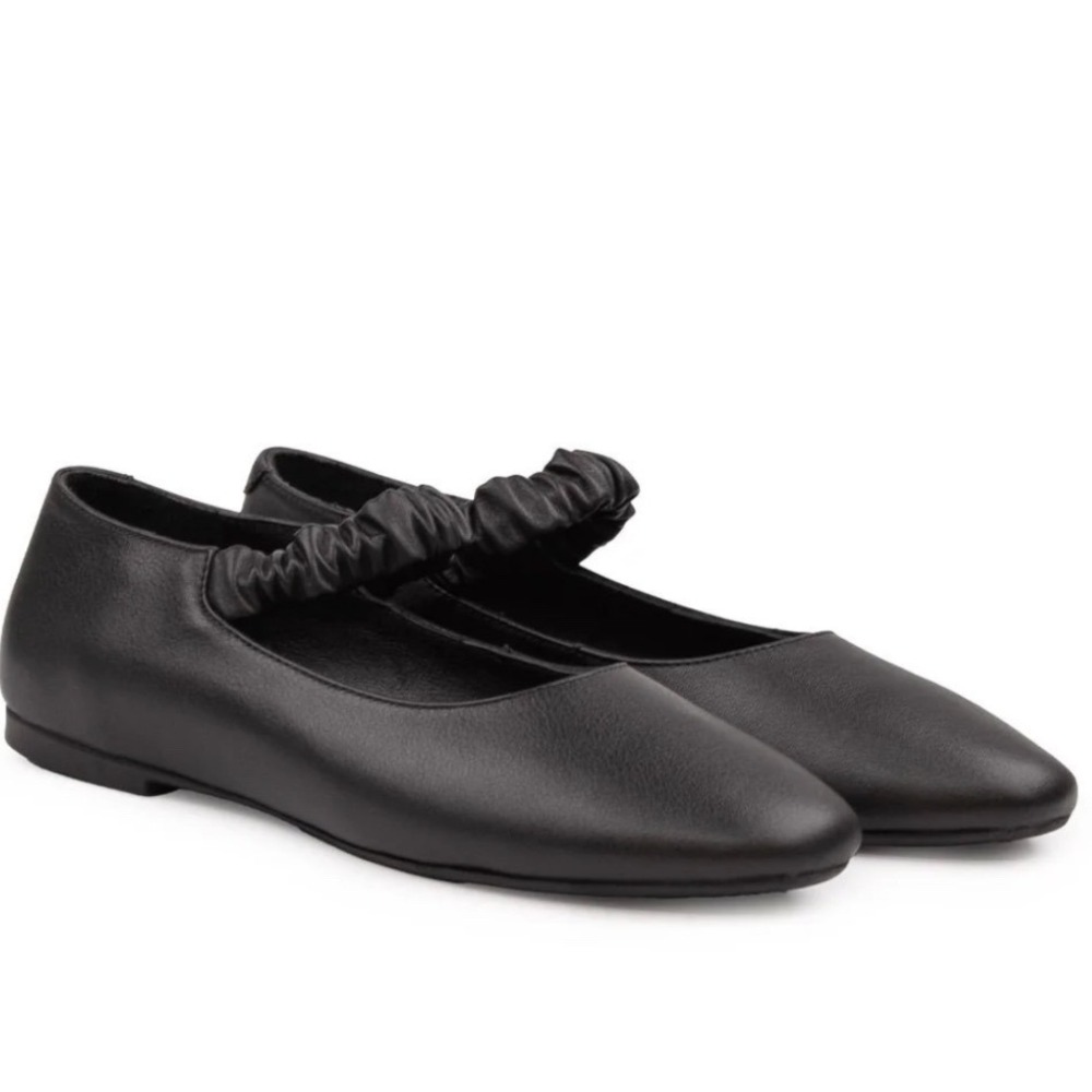 Torrid Black Ruched Mary Jane Leather Ballet Flats Women's Size 9.5